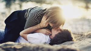 Romantic Kiss Wallpapers Top Free Romantic Kiss Backgrounds Wallpaperaccess We have 65+ amazing background pictures carefully picked by our community. romantic kiss wallpapers top free