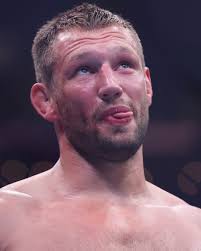 Your #UFCLondon line-up is set! We get the action started