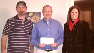 Allstate agent Nathan Martin receives Hands in the Community Award