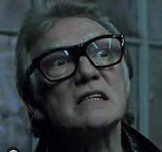 This Noah kid is a HORRIBLE actor!!