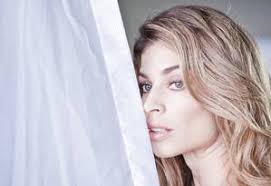 Final de 'Babilônia': Luís Fernando fica com a ex-prostituta Helô