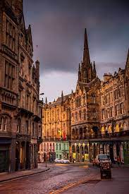 ) è la capitale della scozia. Old Town Edinburgh Edimburgo Escocia Ciudades De Europa Edimburgo