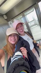 El ascensor subida al cielo y al infierno #santander #ascensor #centrobotin  #centrobotinsantander #parati #fy #vacaciones #amigas