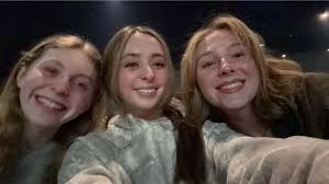 Hi!! My name is Amelia Kunard and I am from Dublin, OH. I am not 100%  committed to Kentucky but it is one of my top 2 choices. I plan