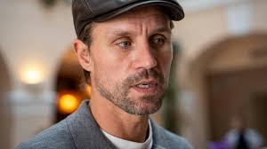 Michael Maze sætter restaurant til salg