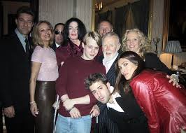 23 culkin asistió al entierro de jackson el 3 de septiembre de 2009. Michael Jackson S Friendship With Macaulay Culkin Continues To Upset Those Who Can T Handle The Truth Mjvibe
