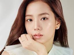 Secara psikologinya, gamophobia adalah sejenis fobia yang membuatkan seorang individu takut nak berkomitmen secara serius . Ramai Xenophobia Di Twitter Terkait Jisoo Blackpink Ini Sebabnya