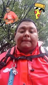 Aaron Graves Eat Pizza