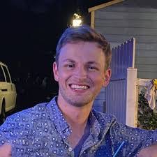 Jesse Berg's Instagram, Twitter & Facebook