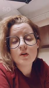 Nikki Arthur (@comedy.of.terrors)