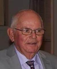 Merle Case's Instagram, Twitter & Facebook