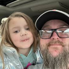 Are there any Girl Scout cookies available in Fort Smith?