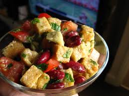 Cornbread is a crowd favorite, but it's hard to find a recipe that doesn't feed an army. Leftover Cornbread Salad No Thanks I M A Vegan