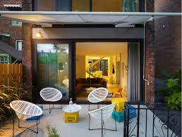 Ini 10 ide & inspirasi desain interior ruang tamu impian. 9 Desain Ruang Tamu Outdoor Terbaik Nongkrong Di Halaman Jadi Seru