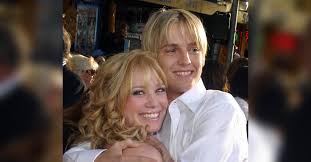 Aaron Carter & Hilary Duff Lost Their Virginity To Each Other