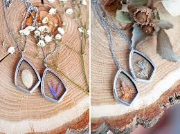 Once you have your flowers pressed all we need to do is pop them into a glass frame. Artist Preserves The Beauty Of Nature In Pressed Glass Jewelry Bored Panda