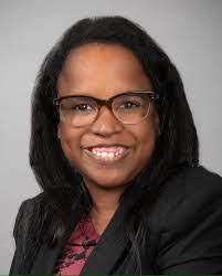 Kelly Schuck's Instagram, Twitter & Facebook