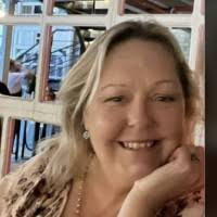 100+ "Tracey Brewer" profiles