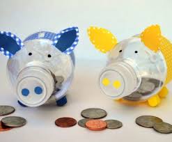 Aus Recycling Materialien Eine Spardose Basteln Anleitungen Und Ideen Spardose Basteln Geschenke Basteln Mit Kindern Und Spardose
