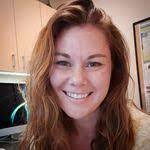 Angela Farrier's Instagram, Twitter & Facebook