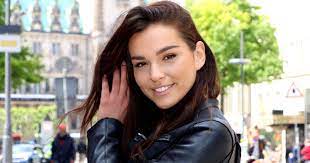 See more of roncalli notícias on facebook. Lili Paul Roncalli Was Wirklich Zahlt Ist Was Du Kannst News At