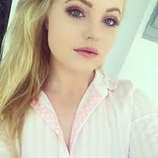 Teenage showjumper killed in freak accident after braking too sharply