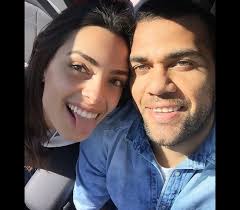 In june 2017, dani alves decided to make the decision of remarrying. Joana Sanz A Paixao De Dani Alves Atualidade Sapo Lifestyle