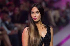 She is considered a sex symbol, and is recognized for her public image and looks, having appeared in numerous magazines such as maxim, rolling stone, and fhm. Megan Foks Rasskazala Pochemu Ne Podderzhivaet Metoo
