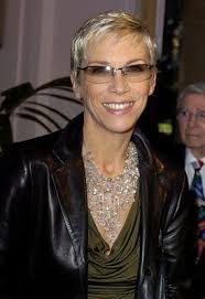 Felicitamos a la mítica cantante Annie Lennox, cumple 69 años