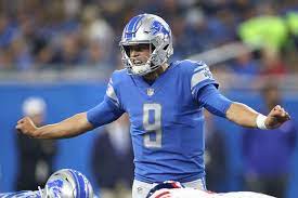 Watch Matthew Stafford Is Way Better At Chugging Beer Than Aaron Rodgers