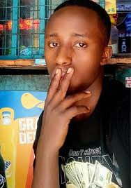 Nakaa kukoa free sample punda ikitomba demu video kol uchi nikifinger kuma  nikitombwa WhatsApp 0703556815