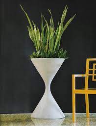 5 out of 5 stars. Willy Guhl Mid Century Modern Concrete Outdoor Spindel Planter Stardust