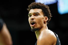 Ethan Perez overcomes challenge from Santiago Vazquez to win Golden Gloves  crown