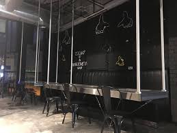 ديكورات شبابية واجهة مطعم