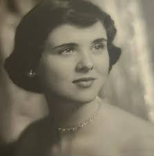 Shirley Hamblin's Instagram, Twitter & Facebook