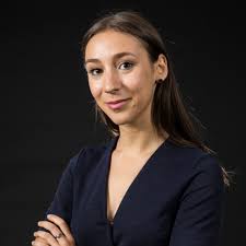 Julie Segal's Instagram, Twitter & Facebook