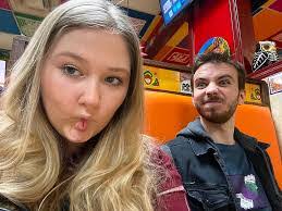 Allen Biggerstaff's Instagram, Twitter & Facebook