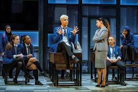 Starring newcomer max harwood in the title role, everybody's talking. Everybody S Talking About Jamie Sets Return Date At London S Apollo Theatre Playbill