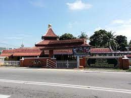 Masjid sultan mahmud riayat syah akan menjadi salah satu ikon kota batam dan bakal menjadi daya tarik bagi wisata religi. Masjid Tangga Batu Pekan Tanjong Kling Melaka 60 11 1531 8304