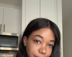 Khalilah Thompson's Instagram, Twitter & Facebook