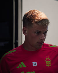 Arriving for another session in the Algarve. ☀️