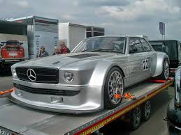 Mercedes W107 2 Jpg 1 229 922 Pixels Mercedes Classic Cars Benz Mercedes Benz