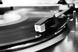 Find great deals on ebay for black & white record player. Hd Wallpaper Vinyl Record On Vinyl Player Black And White Black And White Wallpaper Flare