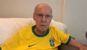 Quella verdeoro, come si usa chiamarla in italia, è la nazionale con più titoli mondiali: Historinhas De Ex Craques Zagallo Didi Zizinho Tostao Saldanha E Bellini Alan Neto Opovo