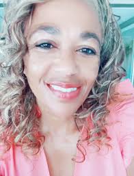 Introduction of a former bus driver