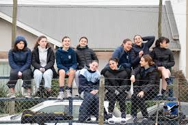 Banderas en mi corazón 💙🖤🤍 #cincuedemivida🔵⚫⚪ #los50 #club #tandil  #amistad #tandil #RugbyEnClubLos50 #union #equipo #hockey #pertenencia  #respeto