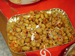 For struffoli, the dough is formed in to balls about the size of marbles. Pignolata Al Miele Wikipedia