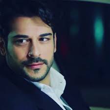 Polubienia 488 Komentarze 35 Fans Burak Ozcivit Burak 1524 Na Instagramie Hey Handsome Turkish Men Cute Stars