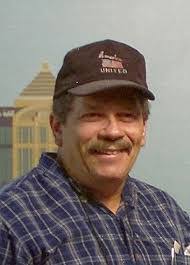 Tami Maxwell's Instagram, Twitter & Facebook