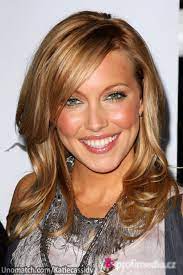 Katherine Evelyn Anita Cassidy Born November 25 1986 Is An American Actress Who Stars As Laurel Lance Bla Red Haired Beauty Katie Cassidy Virtual Hairstyles